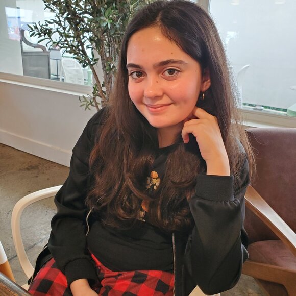 Meet your Posher, Jennifer - Picture 7 of 7